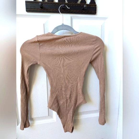 Princess Polly Body Suit - Picture 2 of 3